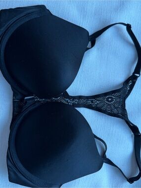 Victoria’s Secret Black Lace Racerback very sexy Push-Up bra